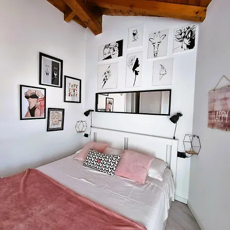 Daire Francesca's Heart Desenzano-by Goccia Di *